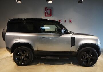 Land Rover Defender 25.000 km 89.941 &euro; Duisburg 47228