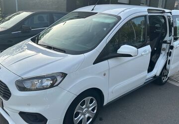 Ford Tourneo Courier 32.000 km 11.999 &euro; Duisburg 47138