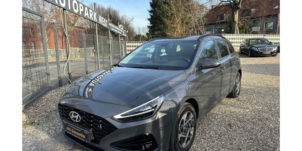 Hyundai i30 11.116 km 20.900 &euro; Essen 45355