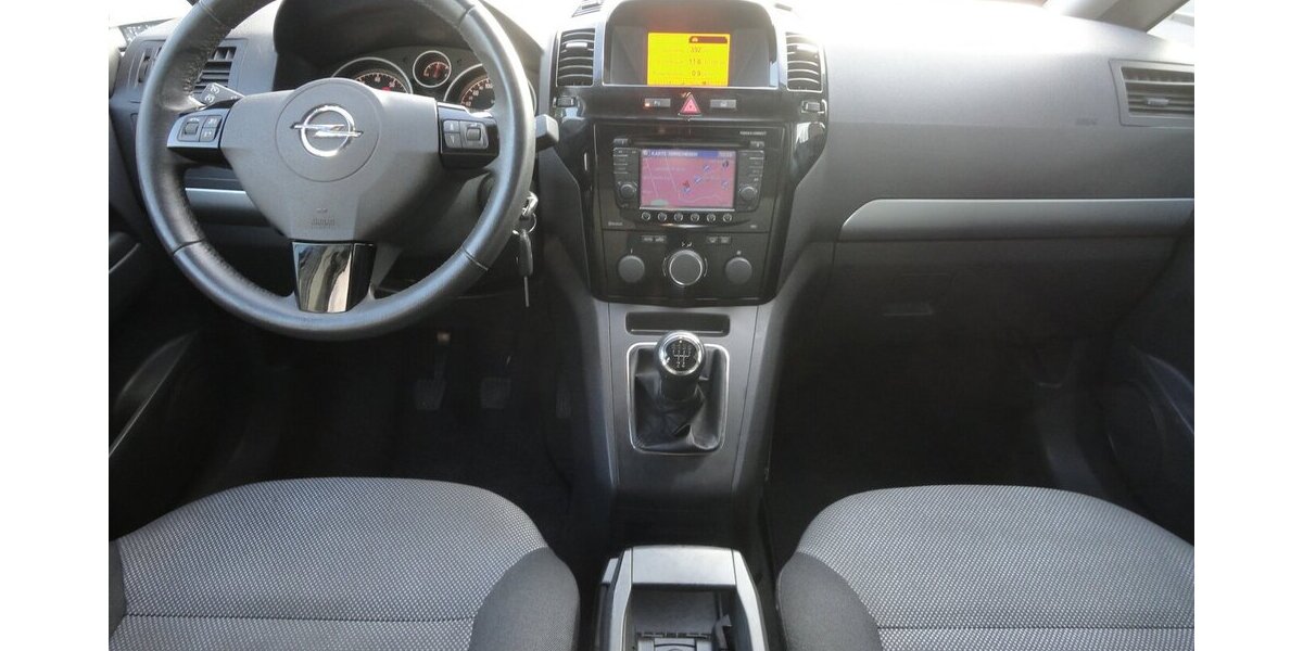 Opel Zafira 1,8 Family Navi Klimatr.PDC 7 Sitzer 136.000 km 6.400 &euro; Neuss 41462