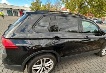 VW Tiguan 30.000 km 15.000 &euro; Krefeld 47798
