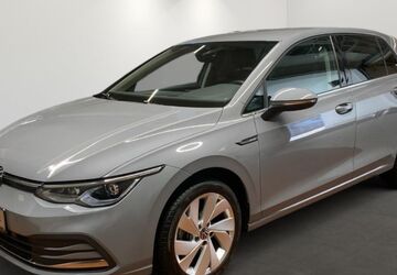 VW Golf 34.909 km 23.950 &euro; Düsseldorf 40233