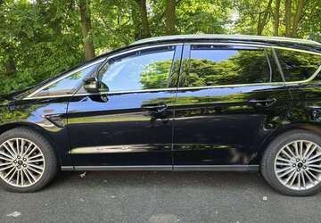 Ford S-Max 120.000 km 16.400 &euro; Neumühl (Duisburg) 47167