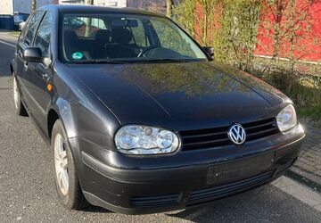 VW Golf 265.443 km 550 &euro; Kamp-Lintfort 47475
