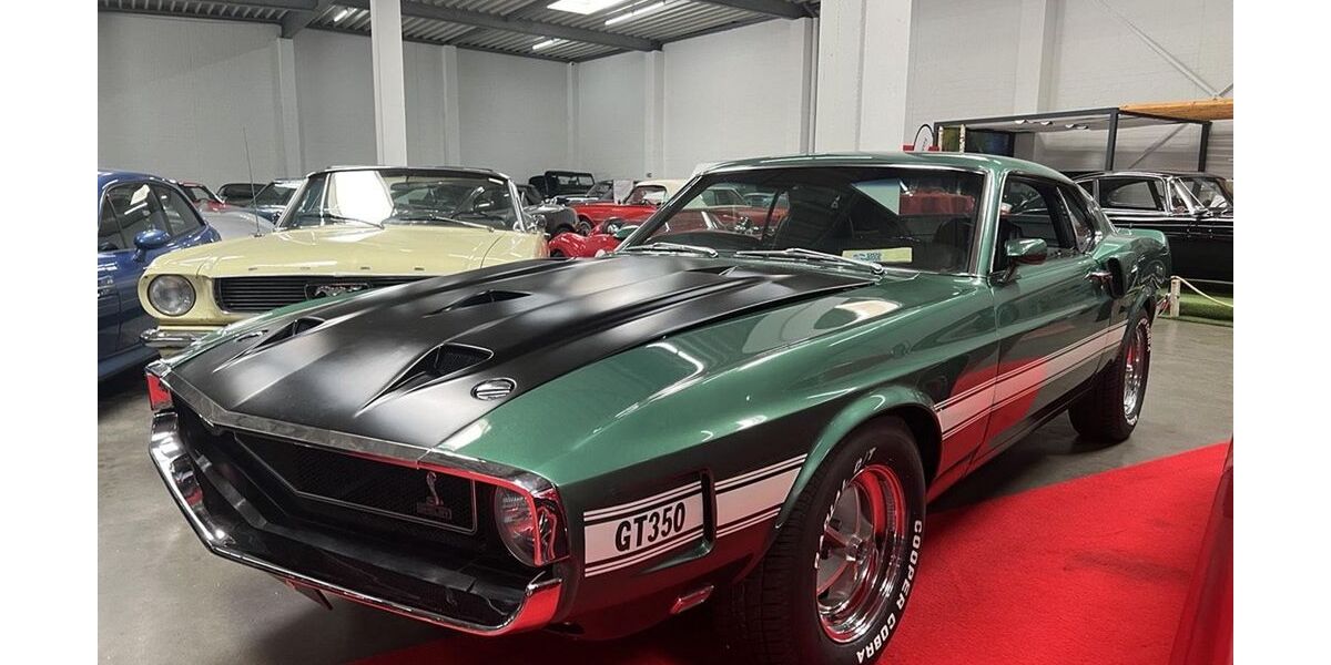 Ford Mustang 168.916 km 109.900 &euro; Krefeld 47805