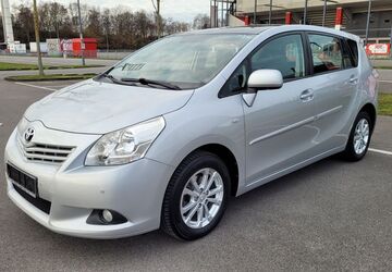 Toyota Verso 225.000 km 5.900 &euro; Essen 45356