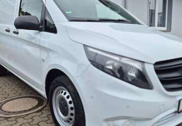 Mercedes-Benz Vito 243.000 km 14.950 &euro; Düsseldorf 40591