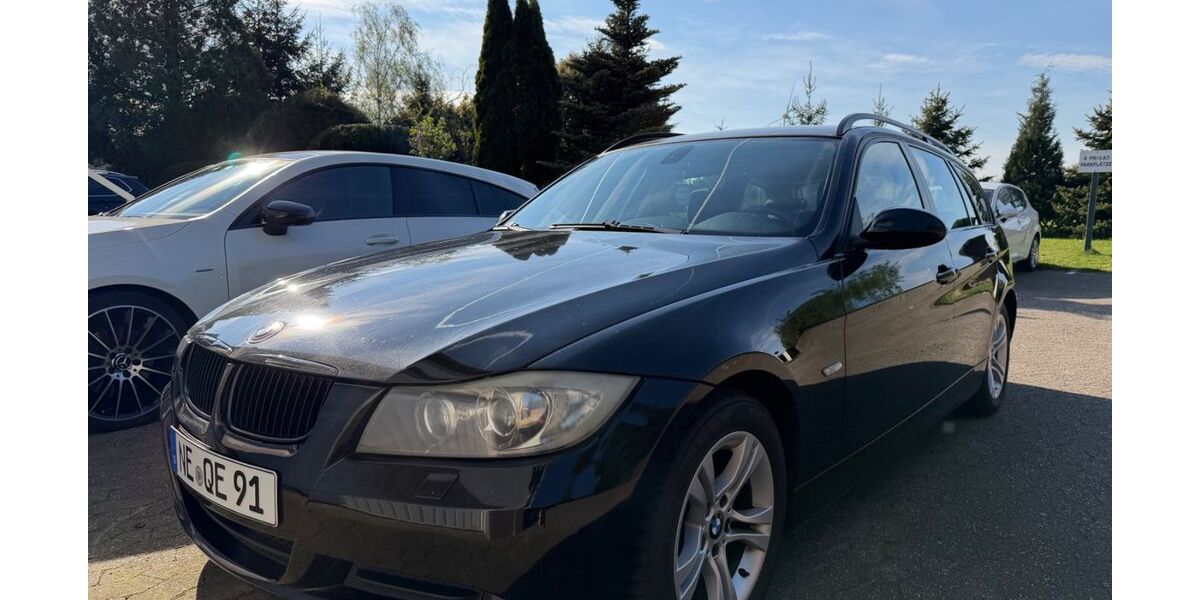 BMW 320 440.923 km 2.500 &euro; Neuss 41470