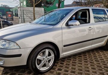 Skoda Octavia 87.000 km 9.850 &euro; Düsseldorf 40215