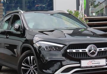 Mercedes-Benz GLA 180 28.062 km 31.900 &euro; Neuss 41469