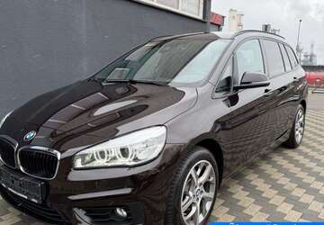 BMW 216 114.000 km 9.950 &euro; Duisburg 47259