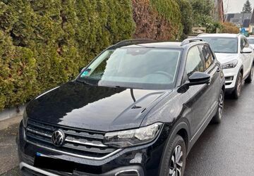 VW T-Cross 19.600 km 18.900 &euro; Düsseldorf 40627