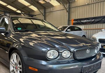 Jaguar X-Type 235.000 km 4.250 &euro; Essen 45139