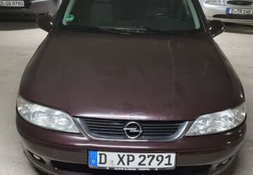 Opel Vectra 196.144 km 1.099 &euro; Düsseldorf 40470