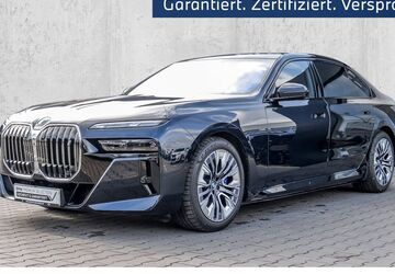 BMW i7 27.500 km 103.900 &euro; Velbert 42553