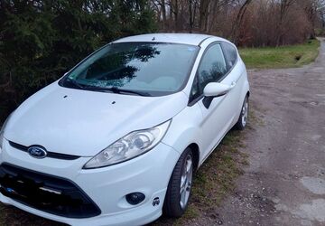 Ford Fiesta 195.000 km 2.950 &euro; Mülheim an der Ruhr 45481
