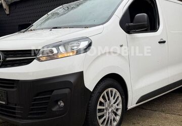 Opel Vivaro 155.000 km 10.500 &euro; Duisburg 47138