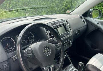 VW Tiguan 99.900 km 7.900 &euro; Duisburg 47169