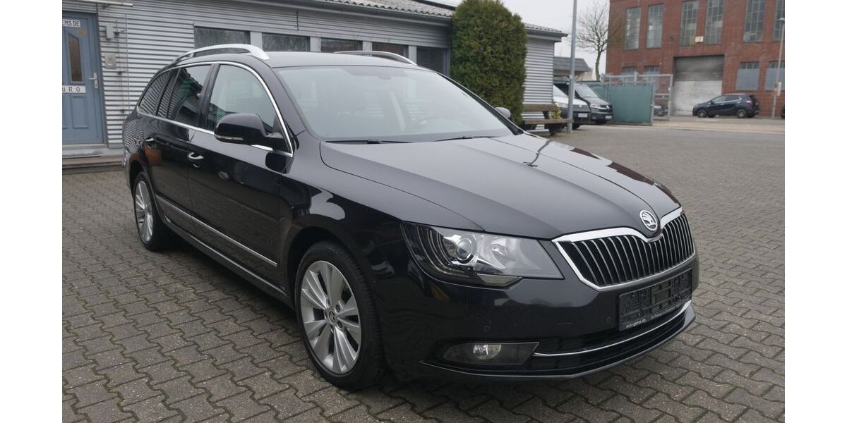 Skoda Superb 202.515 km 8.490 &euro; Düsseldorf 40233