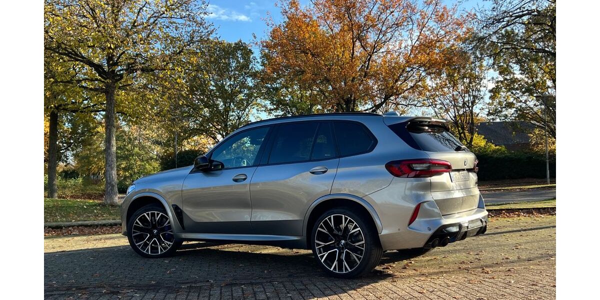 BMW X5 M 87.000 km 73.000 &euro; Krefeld 47802