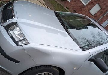 Skoda Fabia 100.600 km 2.700 &euro; Essen 45307