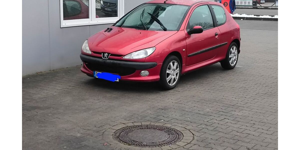 Peugeot 206 170.000 km 750 &euro; Dinslaken 46537