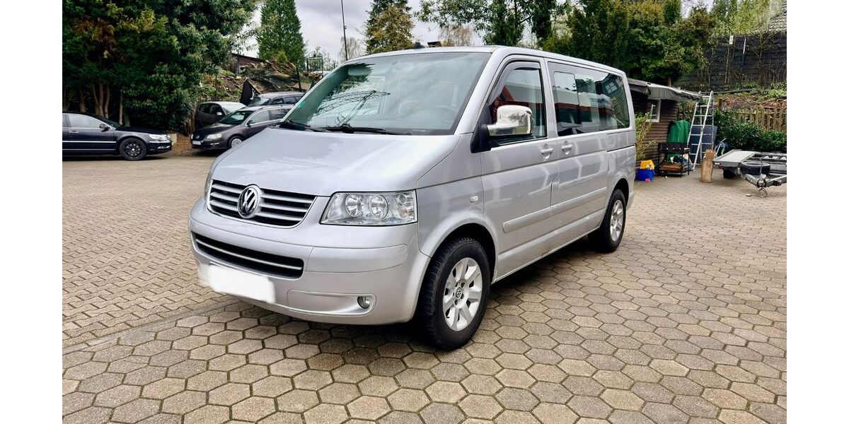 VW T5 Transporter 307.000 km 6.900 &euro; gelsenkirchen 45892