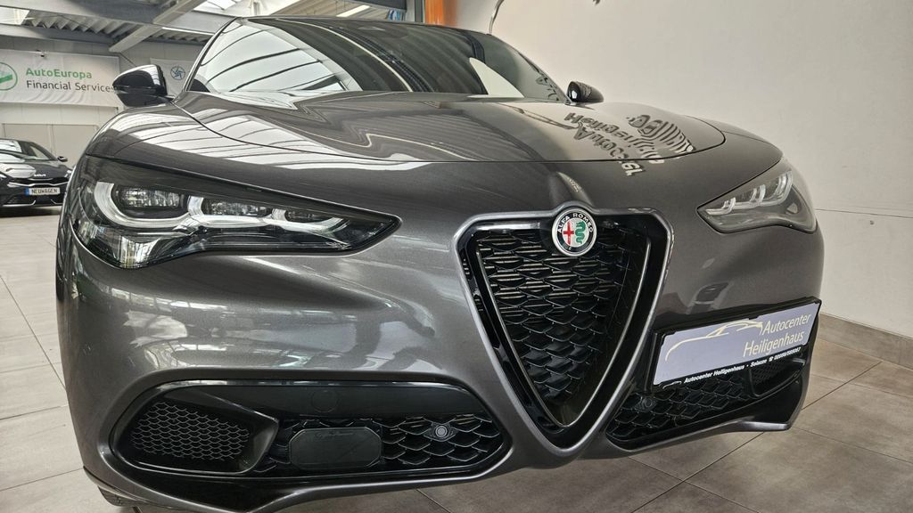 Alfa Romeo Stelvio 45.422 km 34.980 &euro; Heiligenhaus 42579