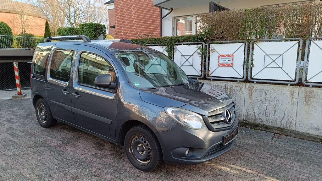 Mercedes-Benz Citan 266.000 km 5.490 &euro; Oberhausen 46145