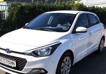Hyundai i20 51.991 km 10.480 &euro; Düsseldorf 40589
