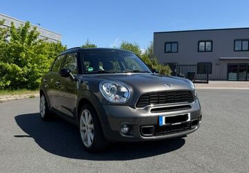 Mini Countryman S (Cooper) 133.000 km 8.499 &euro; Duisburg 47228