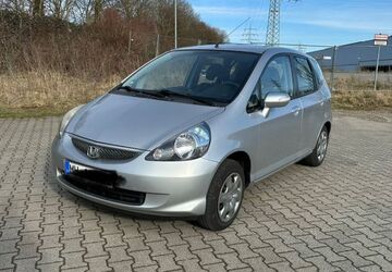 Honda Jazz 107.334 km 4.500 &euro; Mülheim An Der Ruhr 45476