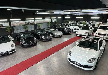 Porsche Taycan 88.516 km 56.999 &euro; Krefeld 47800