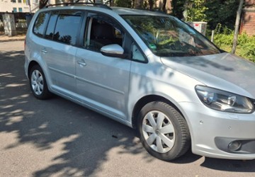 VW Touran 189.000 km 6.500 &euro; Duisburg 47166