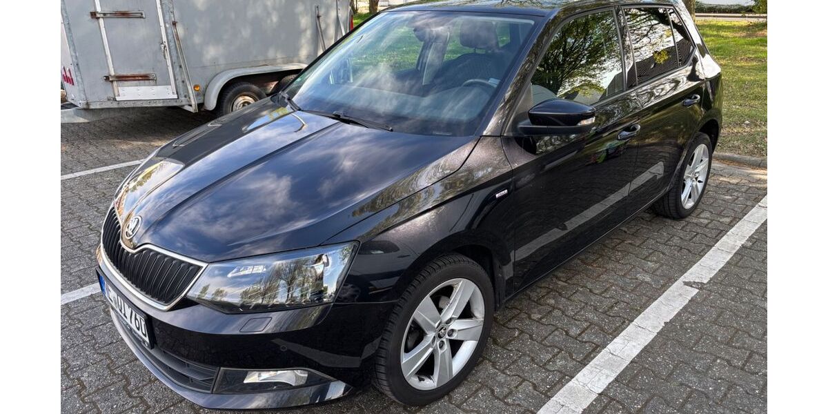 Skoda Fabia 52.000 km 9.900 &euro; Kaarst Büttgen 41564