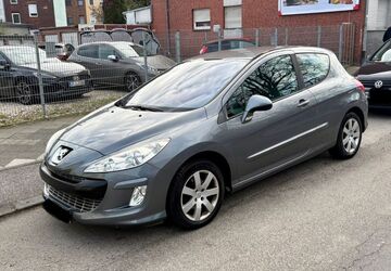 Peugeot 308 128.000 km 2.150 &euro; Duisburg 47259