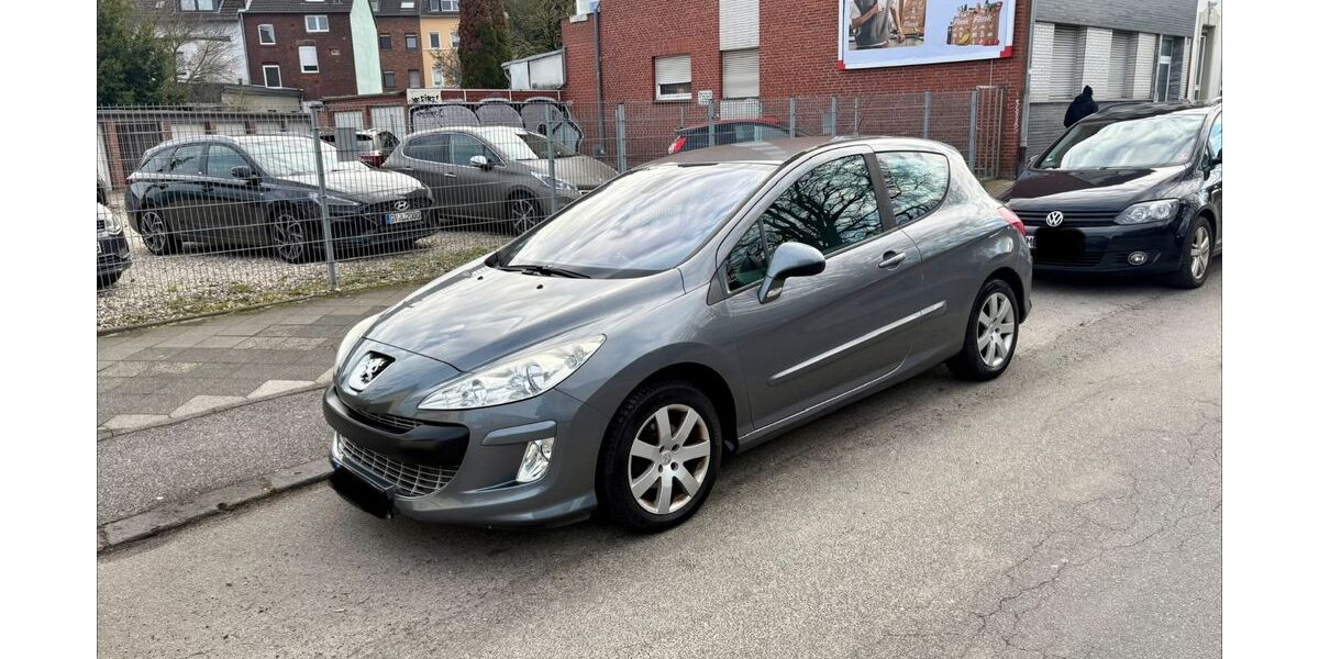 Peugeot 308 128.000 km 2.150 &euro; Duisburg 47259