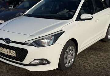 Hyundai i20 121.609 km 6.950 &euro; Kamp-Lintfort 47475