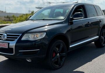 VW Touareg 271.000 km 4.999 &euro; Duisburg 47138
