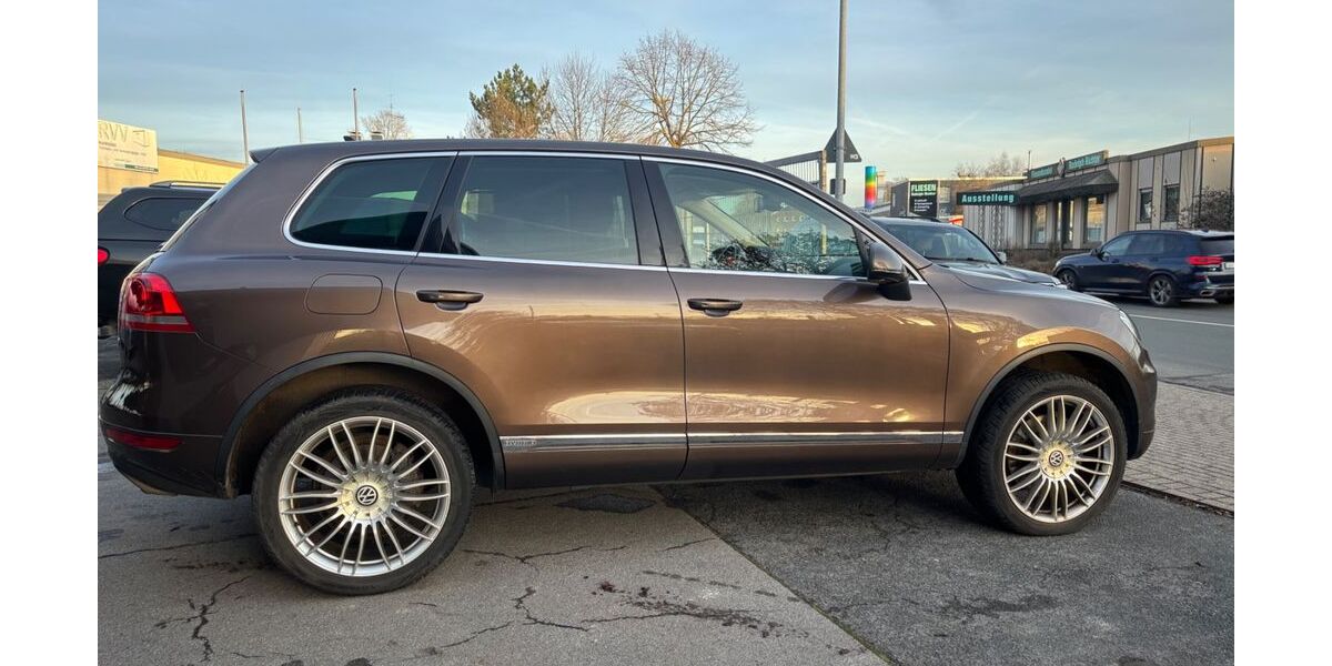 VW Touareg 211.000 km 9.350 &euro; Essen 45356