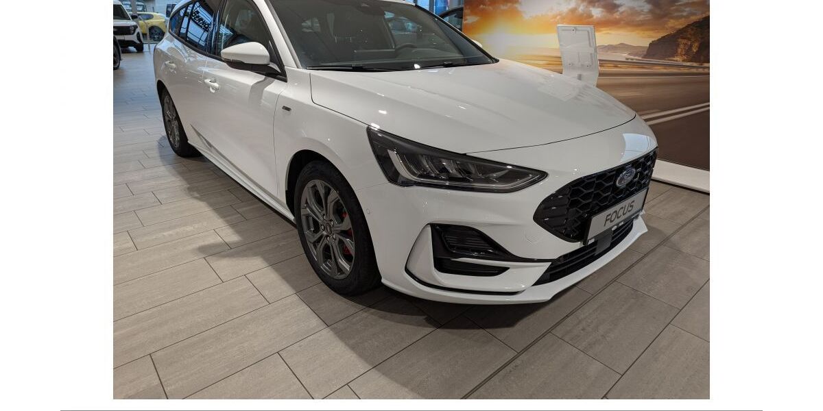 Ford Focus 1.086 km 22.980 &euro; Duisburg 47167