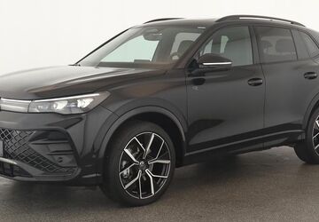 VW Tiguan 17.500 km 47.284 &euro; Düsseldorf 40233