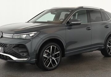 VW Tiguan 7.600 km 44.684 &euro; Düsseldorf 40233