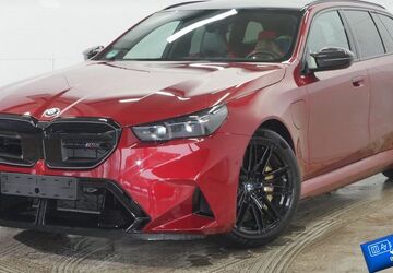 BMW M5 13.667 km 122.998 &euro; Bottrop 46236