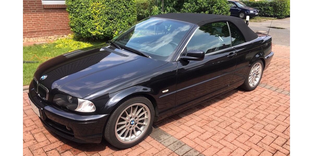 BMW 323 235.500 km 6.950 &euro; Düsseldorf 40221