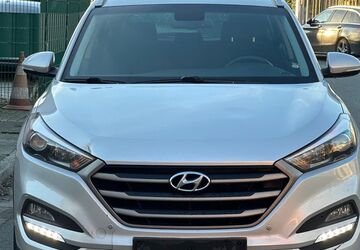 Hyundai TUCSON 245.597 km 9.499 &euro; Essen 45276