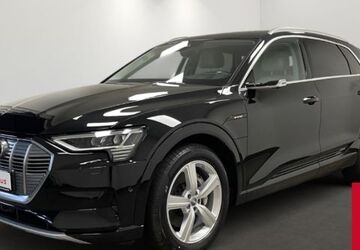 Audi e-tron 90.504 km 32.900 &euro; Düsseldorf 40233