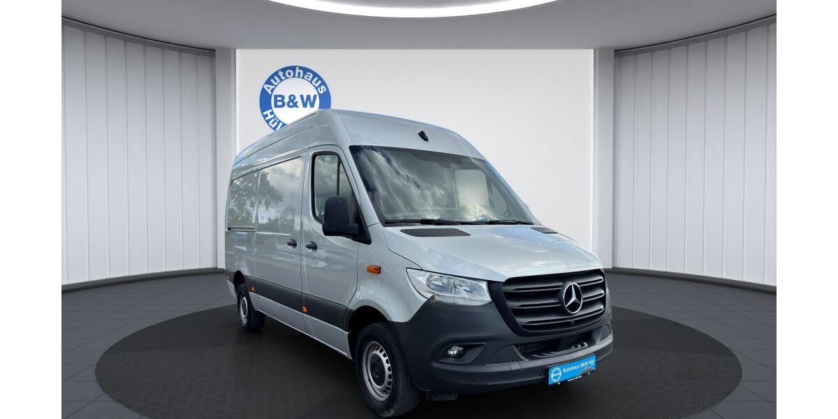 Mercedes-Benz Sprinter 27.399 km 32.499 &euro; Krefeld 47805