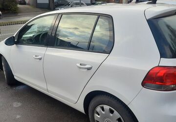 VW Golf 220.000 km 4.950 &euro; Essen 45276
