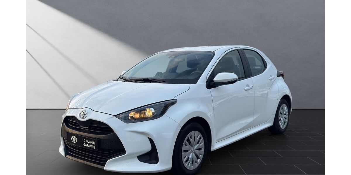 Toyota Yaris 69.390 km 11.750 &euro; Wesel 46485